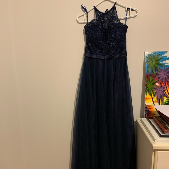 Gorgeous prom dress- Navy blue - Picture 6 of 7